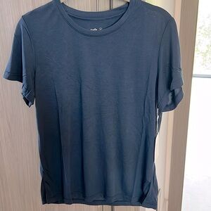NWT $78 ANDIE bamboo blend the classic tee MBLU M